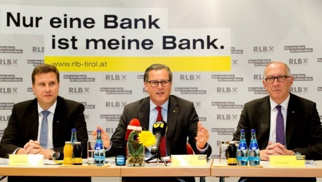 RLB-Tirol-Bilanz: Thomas Wass, Johannes Ortner und Reinhard Mayr (v. li.). (Bild: Christian Forcher)