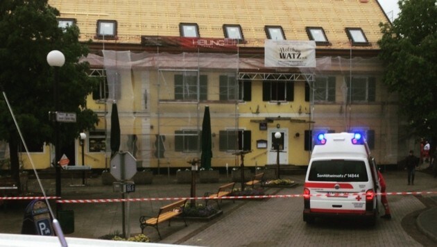 Explosion im Ortszentrum in Gamlitz (Bild: Rotes Kreuz)