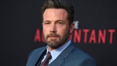 Ben Affleck sorgt für wilde Spekulationen im Netz (Bild: Jordan Strauss/Invision/AP)