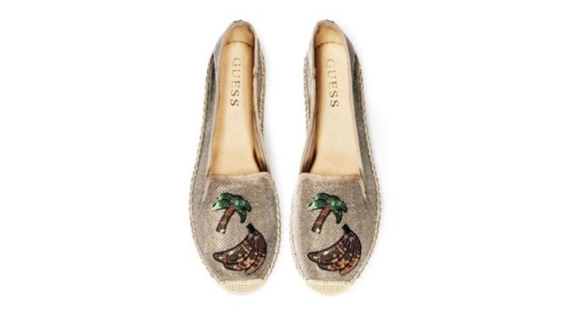 Espadrilles mit Bananen-Design (Bild: Salamander)