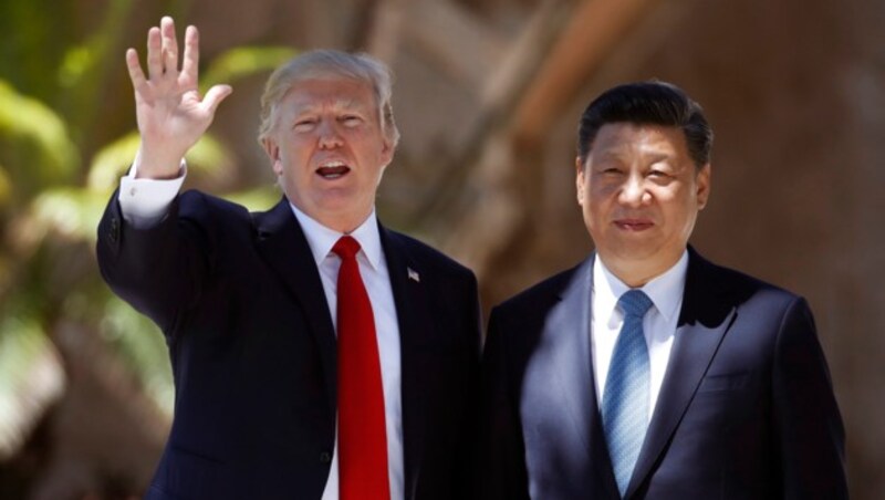 Chinas Präsident Xi Jinping ruft US-Präsident Trump in Sachen Nordkorea zu Zurückhaltung auf. (Bild: AP)