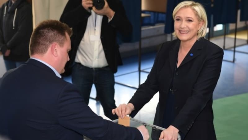 Marine Le Pen bei der Stimmabgabe (Bild: AFP)