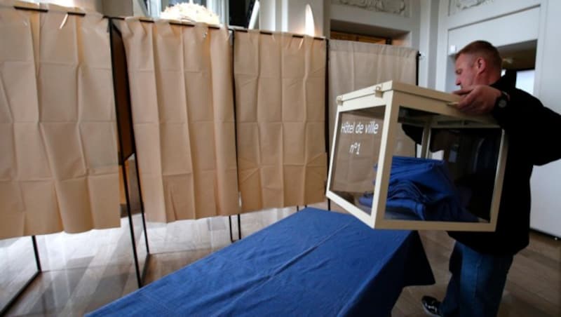 Die Vorbereitungen für die Wahl in Frankreich laufen auf Hochtouren. (Bild: AP)