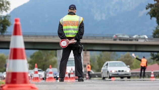 Rund 77.000 illegale Grenzübertritte haben die Behörden in Bayern im Vorjahr registriert (Bild: EXPA/ JFK)