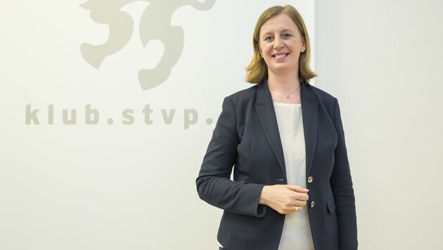 LR Barbara Eibinger-Miedl freut sich über die positive Entwicklung der steirischen Exportwirtschaft. (Bild: APA/STVP/Fischer)