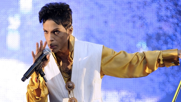 Sänger Prince starb im Alter von 57 Jahren. (Bild: BERTRAND GUAY/AFP/picturedesk.com)