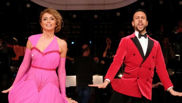 Eser Ari-Akbaba und Danilo Campisi mussten als erstes Paar "Dancing Stars" verlassen. (Bild: ORF)