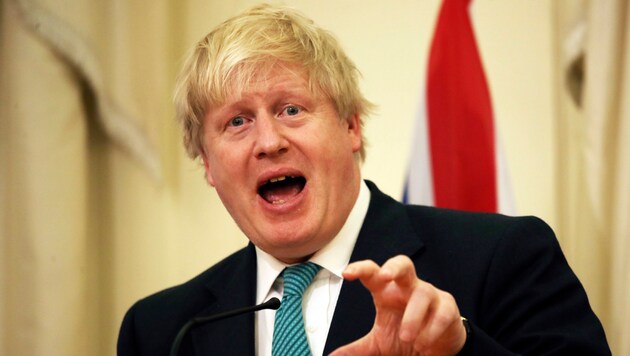 Der britische Außenminister Boris Johnson übt im Syrien-Konflikt scharfe Kritik an Russland. (Bild: AP)