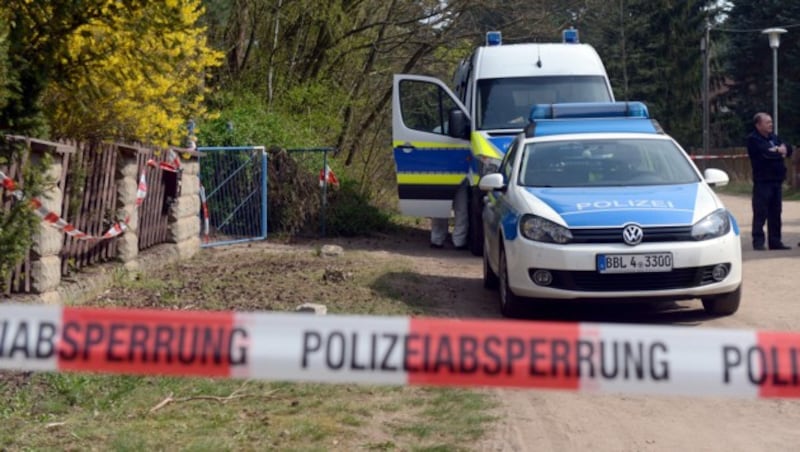 Ein 17-Jähriger soll im deutschen Ort Borkheide seine Mutter getötet und zerstückelt haben. (Bild: dpa-Zentralbild/Julian Stähle)