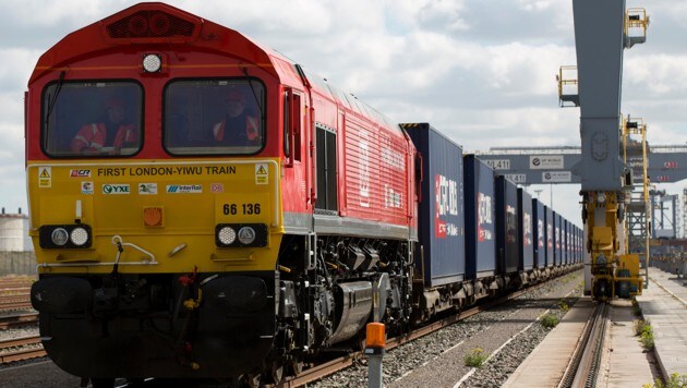 Auf den ersten Güterzug von Großbritannien nach China sollen viele weitere folgen. (Bild: AFP)