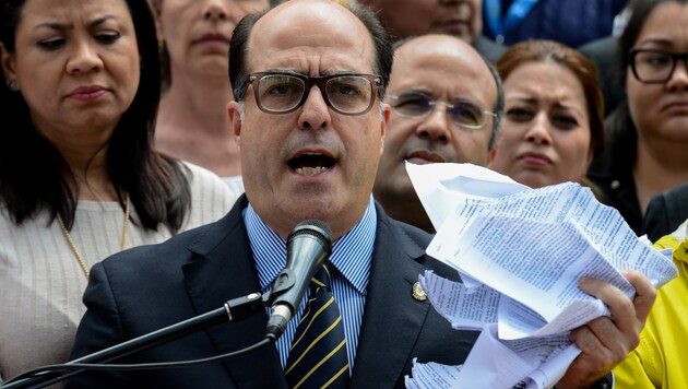 Der venezolanische Parlamentspräsident Julio Borges (Bild: AFP)