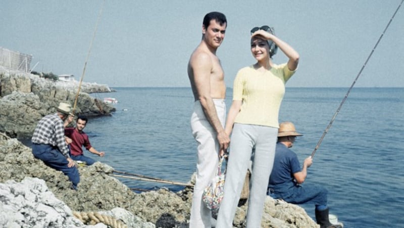 Tony Curtis und Christine Kaufmann 1965 (Bild: AP)