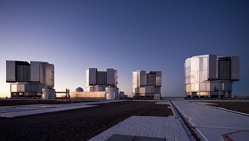 Die vier Hauptteleskope des VLT in Chile (Bild: ESO/H. H. Heyer)