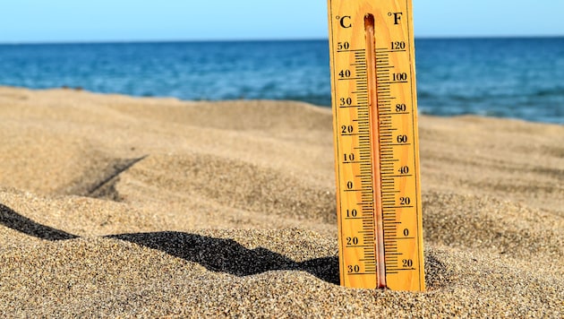 Wer am Strand urlauben möchte, fliegt vom Flughafen Graz aus. (Bild: thinkstockphotos.de)