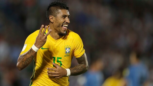 Da freut sich Brasilien-Ass Paulinho! (Bild: Associated Press)