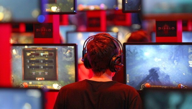 Symbolbild: Gewalthaltige Computerspiele führen laut Experten nicht zu gewalttätigen Handlungen. (Bild: EPA)