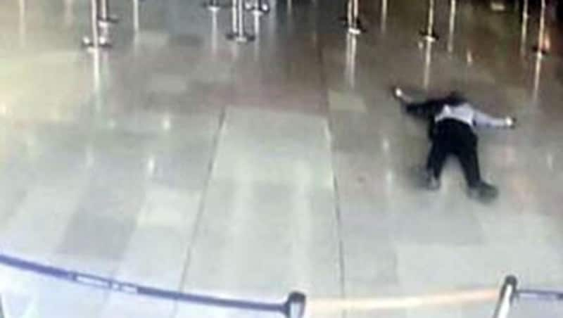 Der Täter am Flughafen Orly wurde erschossen, nachdem er einer Soldatin die Waffe entreißen wollte. (Bild: AFP)