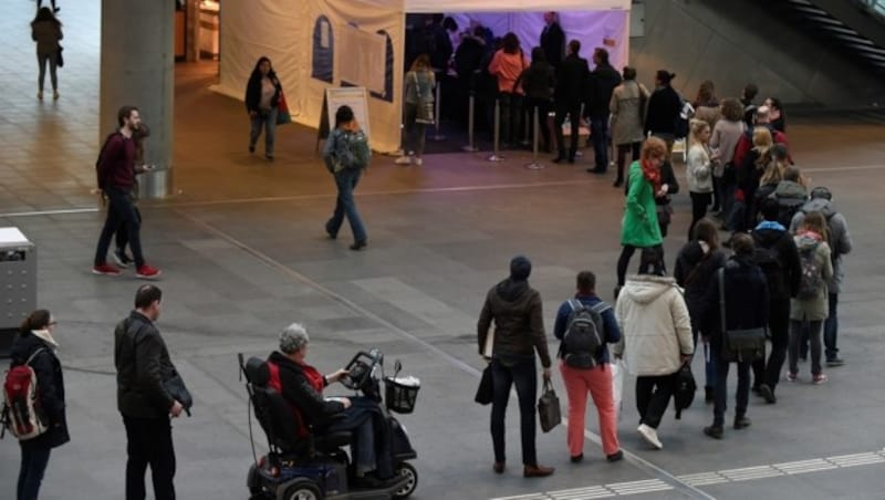 Hohe Wahlbeteiligung in den Niederlanden (Bild: AFP)