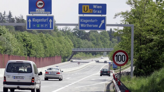 Gefordert wird ein durchgehendes 100-km/h-Limit zwischen Klagenfurt und Wernberg (Bild: Kronen Zeitung)