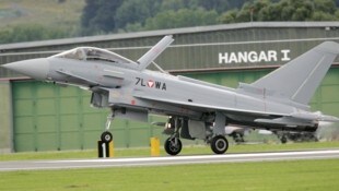 Ab Montag, 25. April, trainieren die Eurofighter-Piloten wieder im Überschallbereich.