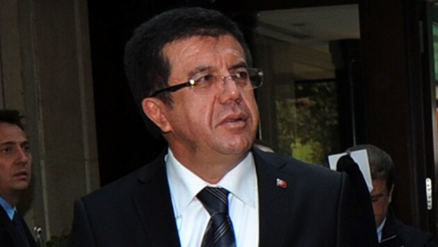 Wirtschaftsminister Zeybekci möchte unbedingt vor der türkischen Community in Köln sprechen. (Bild: AFP)