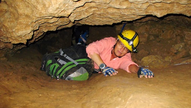 Penelope Boston bei ihren Forschungen in der Höhle (Bild: Associated Press)