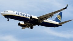 Ein aus Wien kommender Passagierjet der Fluglinie Ryanair, der sich bereits über Israel befand, musste am Montagvormittag, kurz vor dem Landeanflug auf den Flughafen von Tel Aviv, abdrehen. (Bild: AFP (Symbolbild))