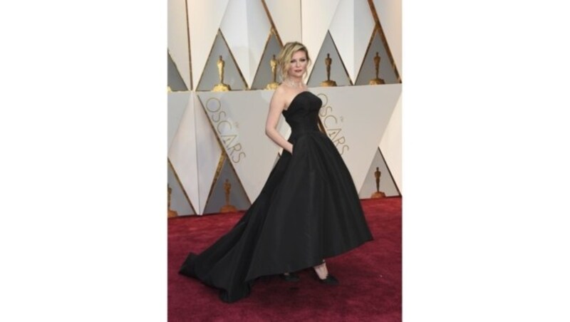 Kirsten Dunst in einer wunderschönen Robe von Dior. (Bild: Jordan Strauss/Invision/AP)