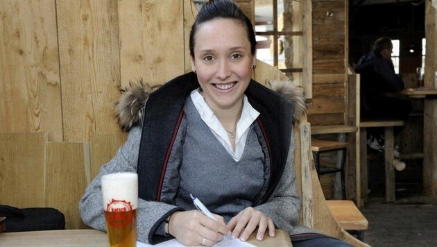 Katharina Hofmayer, Chefin des Hotel Lärchenhof am Katschberg, unterschrieb als eine der Ersten. (Bild: Roland Holitzky)