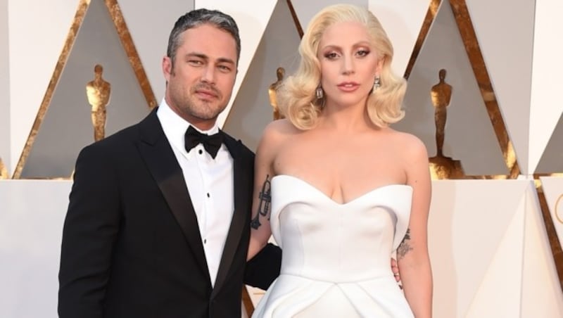 Lady Gaga und Taylor Kinney (Bild: Jordan Strauss/Invision/AP)