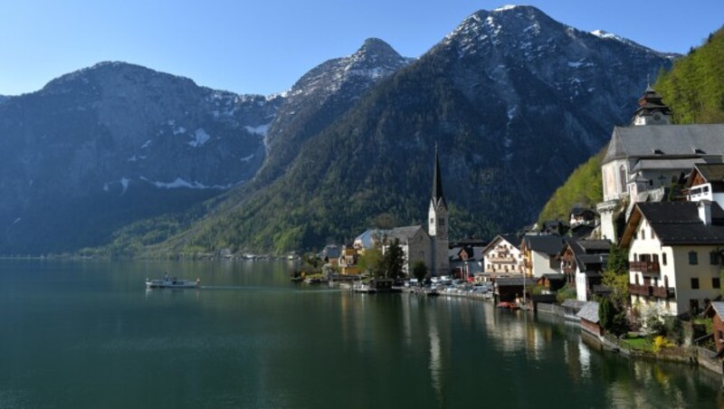 Hallstatt im Salzkammergut (Bild: APA/BARBARA GINDL)