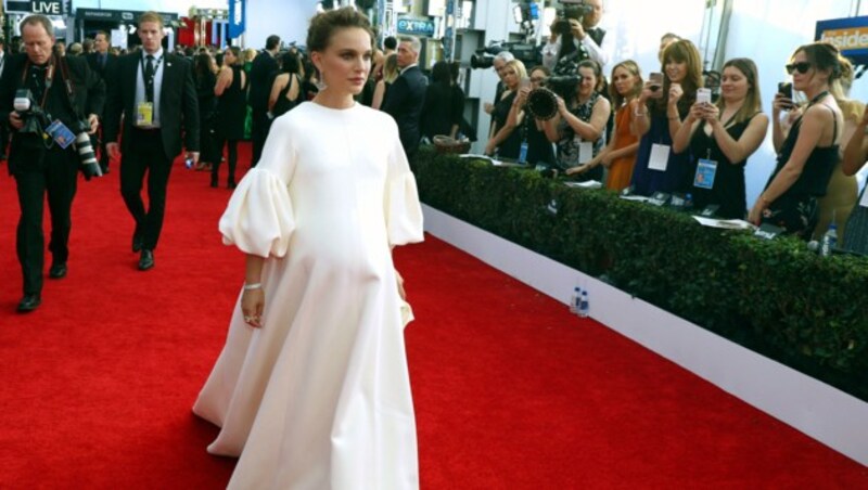 Natalie Portman mit XXL-Babykugel (Bild: Matt Sayles/Invision/AP)