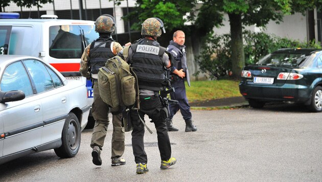 Die Cobra musste den Droher verhaften. (Bild: Horst Einder)