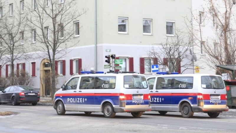 Der Anti-Terror-Einsatz in Graz (Bild: APA/ERWIN SCHERIAU)