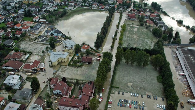 Im Kampf gegen das Hochwasser setzt das Land im Unterinntal auf Schutzbauten. (Bild: Land Tirol)