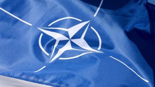 Symbol NATO