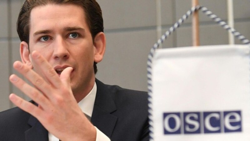 Außenminister Sebastian Kurz bei der OSZE-Sitzung im Kongresszentrum der Wiener Hofburg (Bild: APA/HELMUT FOHRINGER)