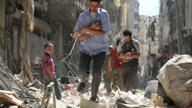 Vom Krieg in Syrien bleiben auch Kinder nicht verschont. (Bild: APA/AFP/AMEER ALHALBI)