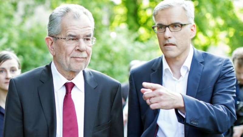 Van der Bellen und sein Wahlkampfleiter Lockl (Bild: APA/GEORG HOCHMUTH)