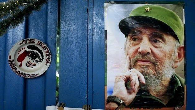 Der Kult um den "Maximo Lider" ist auf Kuba auch nach den ersten Zeichen der Öffnung allgegenwärtig. (Bild: AP)