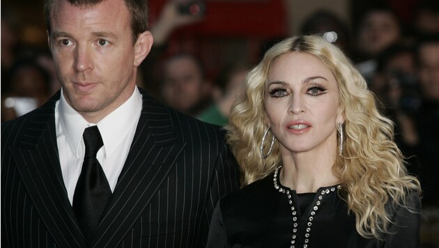 Guy Ritchie und Exfrau Madonna auf einem Archivfoto aus dem Jahr 2008 (Bild: AP)