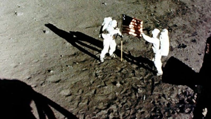 Neil Armstrong und Buzz Aldrin waren anno 1969 die ersten Menschen auf dem Mond. (Bild: NASA)