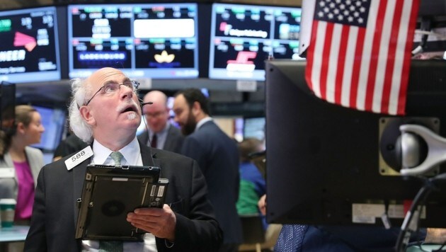 Der Dow-Jones-Index klettert in ungeahnte Höhen. (Bild: APA/AFP/GETTY IMAGES/SPENCER PLATT)
