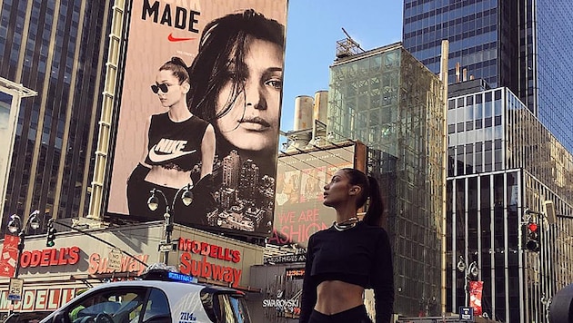 Stolz präsentiert Bella Hadid ihre erste Nike-Kampagne. (Bild: instagram.com/bellahadid)