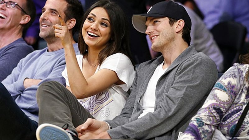 Mila Kunis und Ashton Kutcher (Bild: AP)