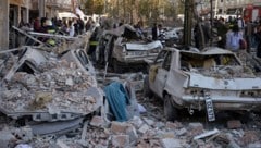 Neun Menschen starben bei einem Anschlag im türkischen Diyarbakir, zu dem sich der IS bekannte. (Bild: AP)