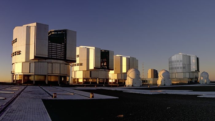 Die vier Hauptteleskope des Very Large Telescope der ESO in Chile