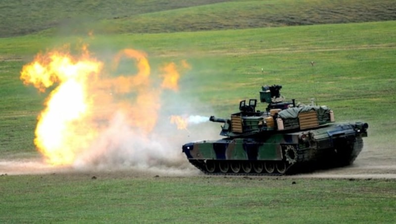 NATO-Übung mit einem US-Kampfpanzer in Georgien (Bild: APA/AFP/VANO SHLAMOV)