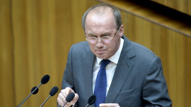 Der ÖVP-Europaabgeordnete Othmar Karas (Bild: APA/HERBERT NEUBAUER)