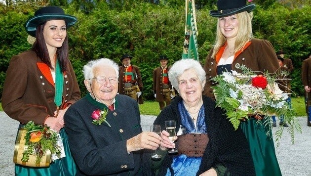 Eva und Helmut Mörwald feierten am Samstag in Tenneck Diamantene Hochzeit. (Bild: Gerhard Schiel)